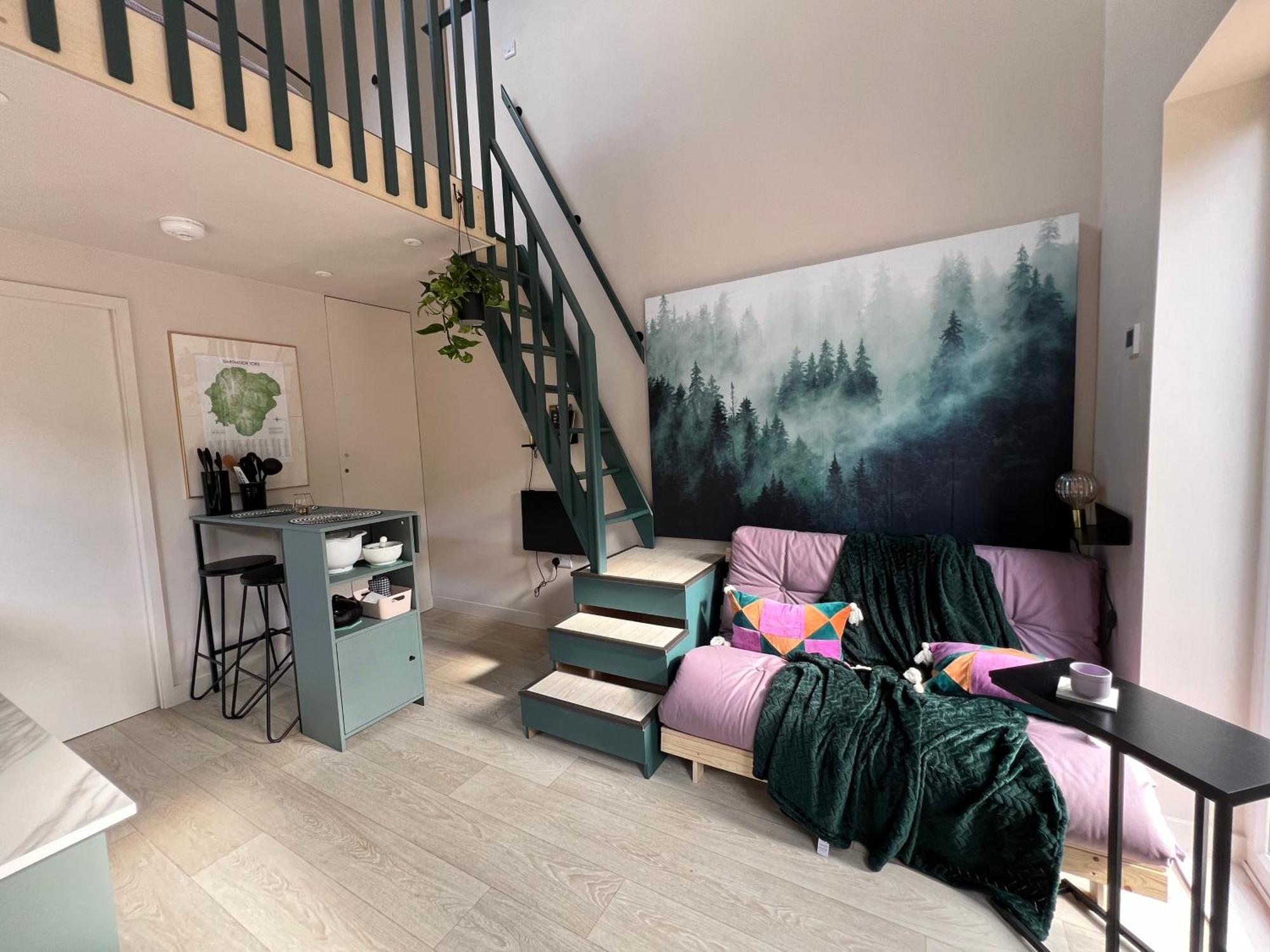 Unique House, Close To Cookery School, Private Entrance & Parking *
