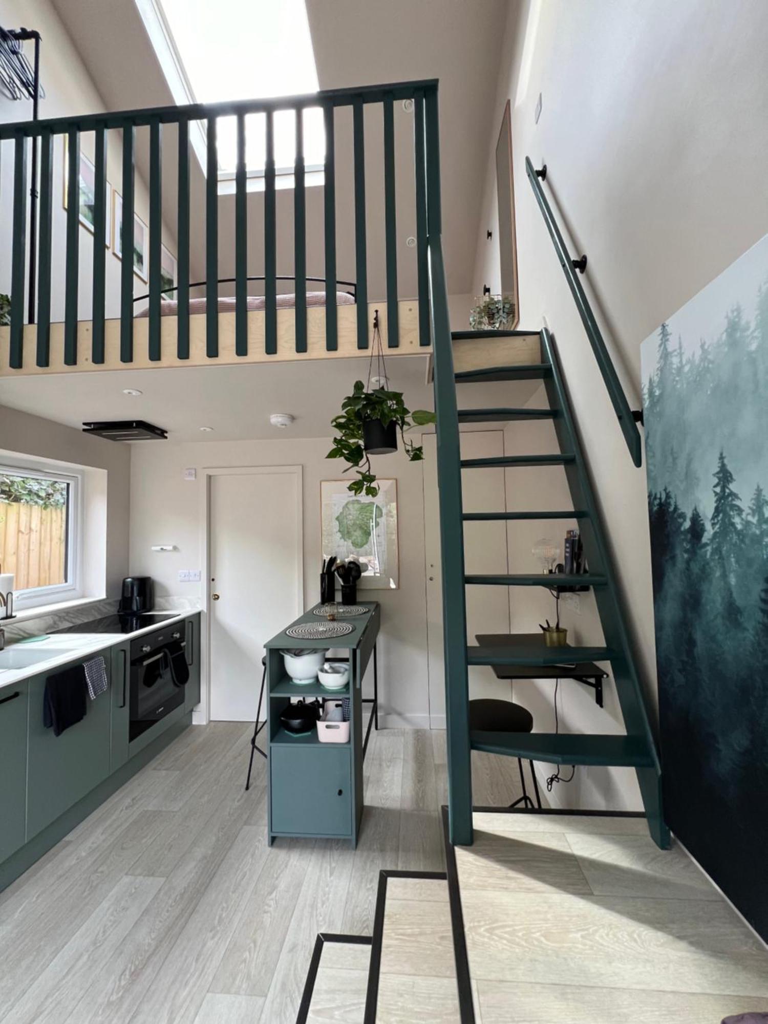Unique House, Close To Cookery School, Private Entrance & Parking *